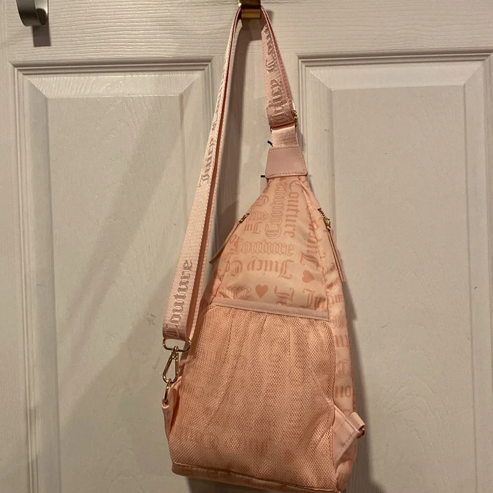 BNWT JUICY COUTURE Material Girl Sling Backpack in Powder Blush Pink